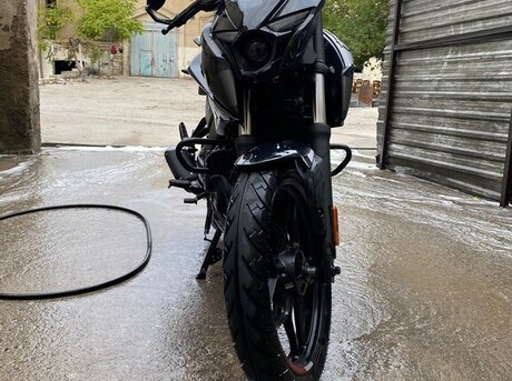 Bajaj Pulsar N250