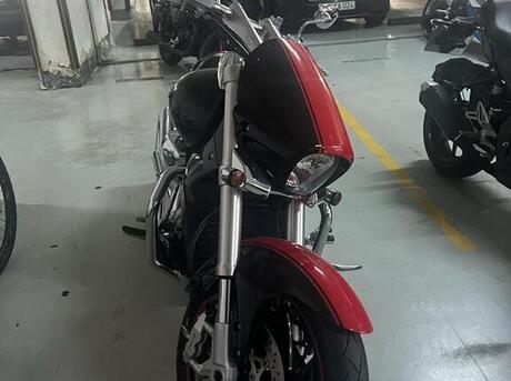 Suzuki Intruder M1800R