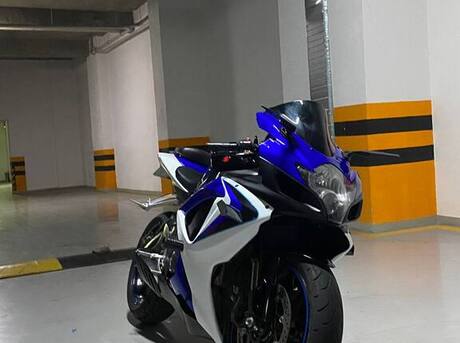 Suzuki GSX-R 750