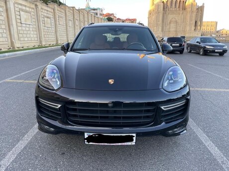 Porsche Cayenne GTS