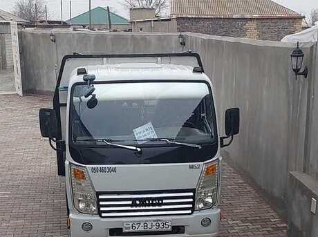 Isuzu NMR 85 H