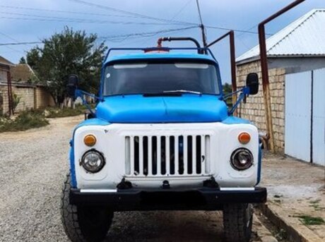 GAZ 53