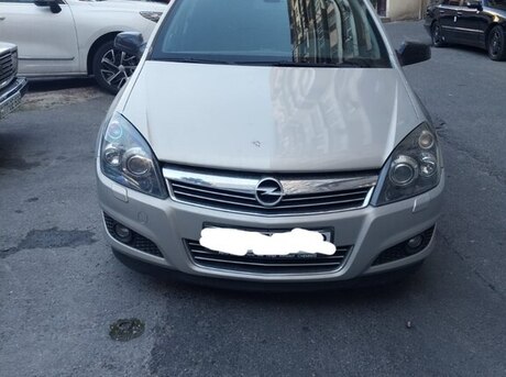 Opel Astra 2008
