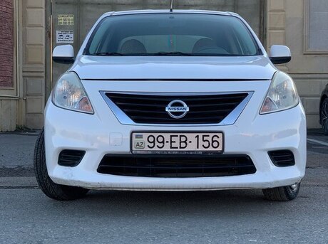 Nissan Sunny 2012