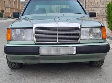 Mercedes E 230 1987