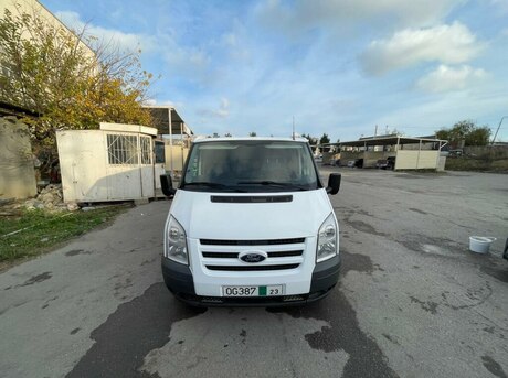 Ford Transit 2011