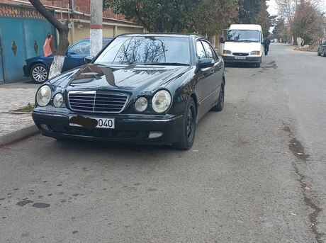 Mercedes E 240 1999
