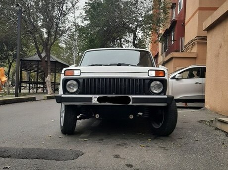 LADA (VAZ) Niva 2013