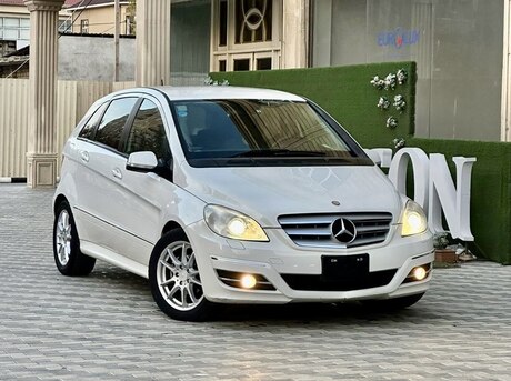 Mercedes B 180 2008