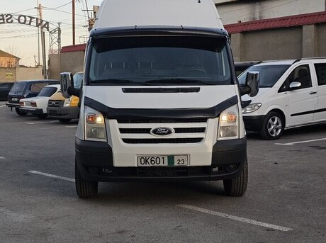 Ford Transit 2011
