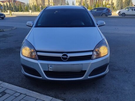 Opel Astra 2004