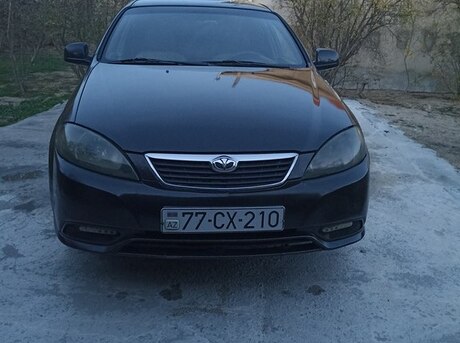 Daewoo Gentra 2013