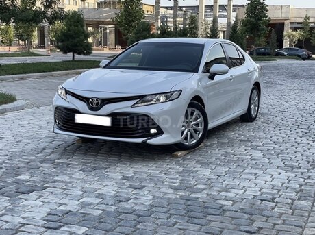 Toyota Camry 2017