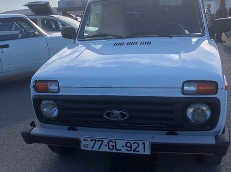 LADA (VAZ) Niva 2013