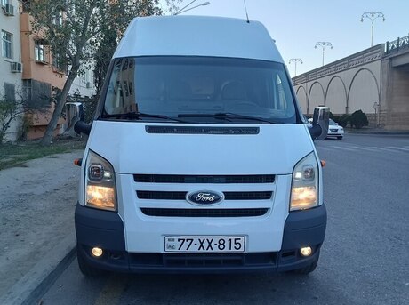 Ford Transit 2011