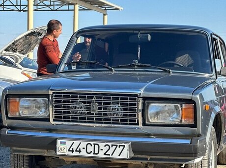 LADA (VAZ) 2107 2011