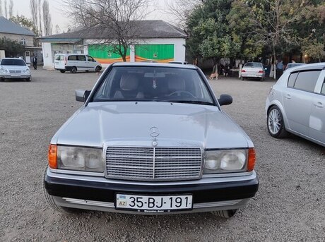 Mercedes 190 1992