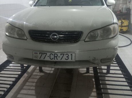 Nissan Maxima 2000