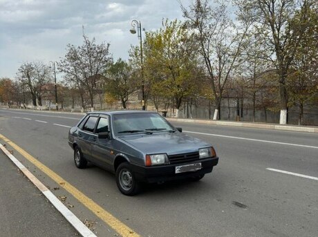LADA (VAZ) 21099 2000