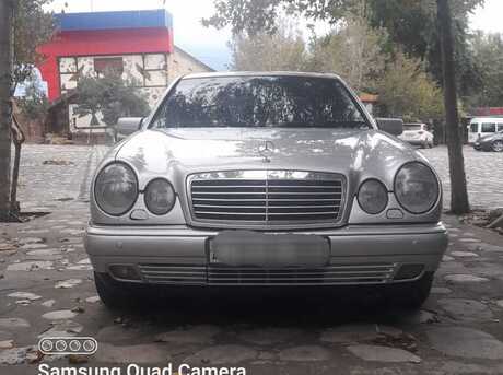 Mercedes E 240 1998