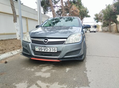 Opel Astra 2007