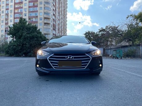 Hyundai Elantra 2015