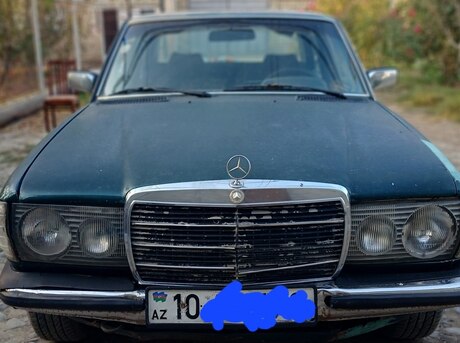 Mercedes E 230 1982