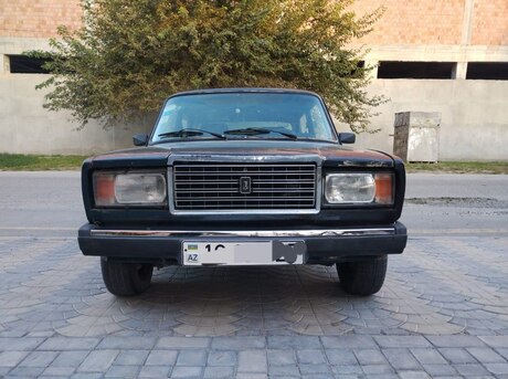 LADA (VAZ) 2107 2000