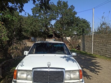 Mercedes  1992