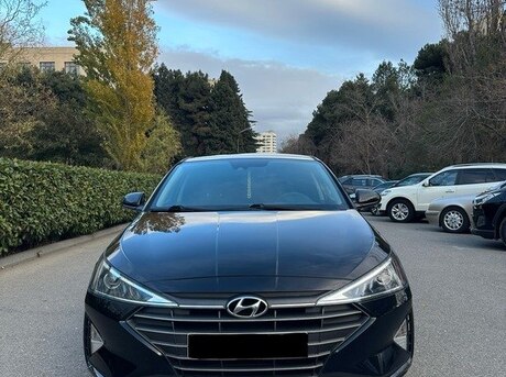 Hyundai Elantra 2018