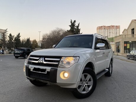 Mitsubishi Pajero 2008