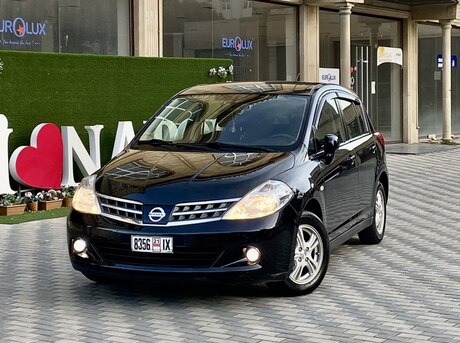Nissan Tiida 2012