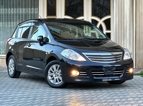 Nissan Tiida 2012