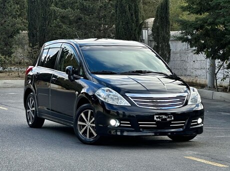 Nissan Tiida 2011