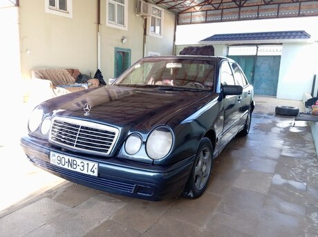 Mercedes E 220 1997