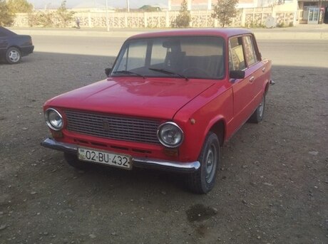 LADA (VAZ) 21013 1985