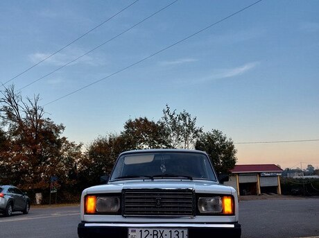LADA (VAZ) 2107 2010