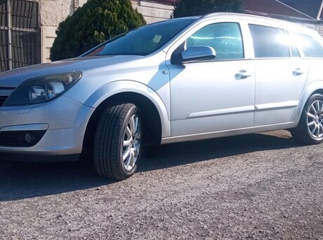 Opel Astra 2005