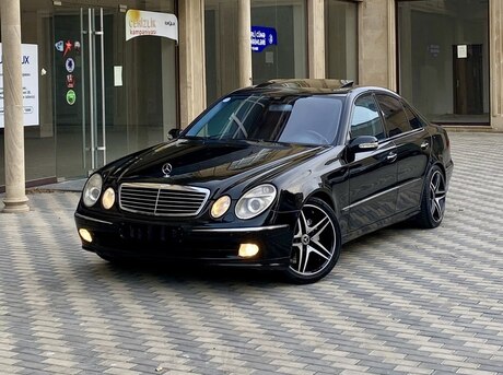 Mercedes E 220 2004