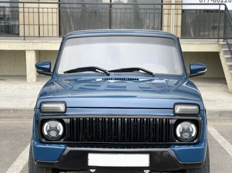 LADA (VAZ) Niva 2015