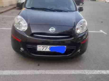 Nissan March 2012