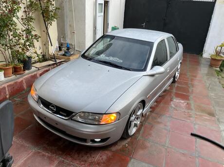 Opel Vectra 2000