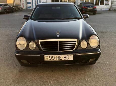 Mercedes E 220 2001