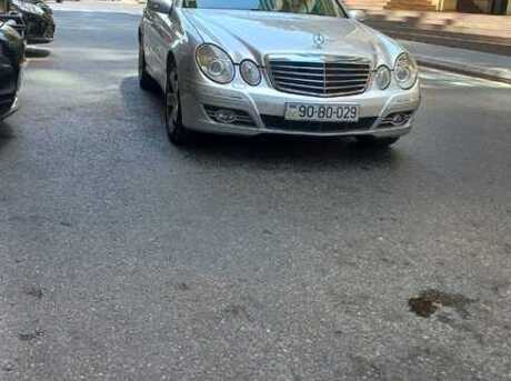 Mercedes E 240 2003