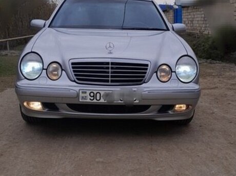 Mercedes E 240 2001
