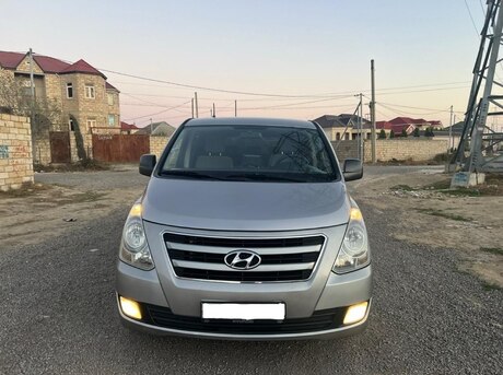 Hyundai H-1 2014