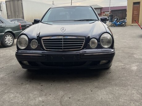Mercedes E 240 1999
