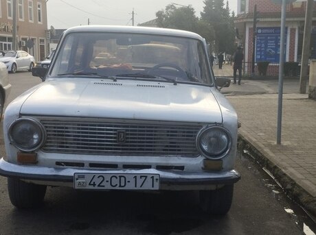 LADA (VAZ) 21013 1984