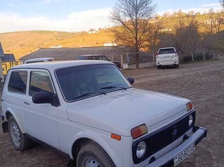 LADA (VAZ) Niva 2006