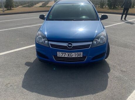 Opel Astra 2010
